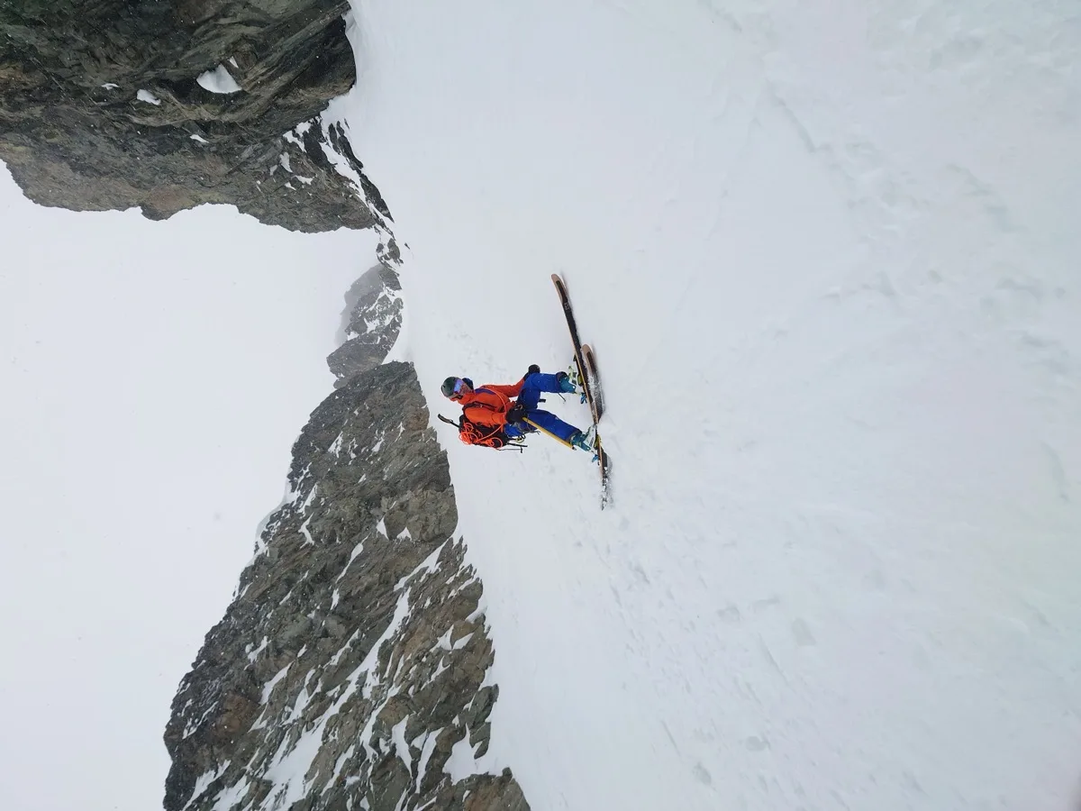 Couloir skiing